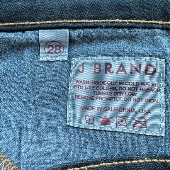 NEW STRETCH BLACK J BRAND CIGARETTE LEG JEANs - Picture 6 of 6